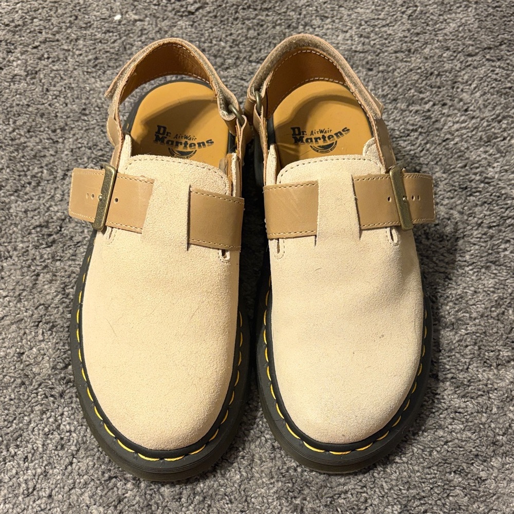 Dr. Martins - image 1